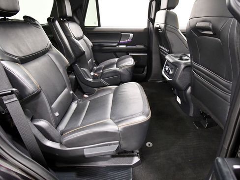 Used 2025 Ford Expedition Tremor image 19