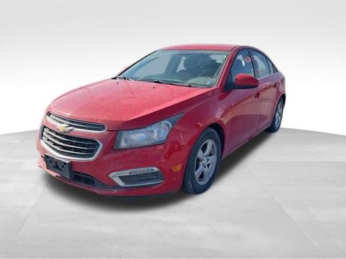 Used 2016 Chevrolet Cruze LT image 3