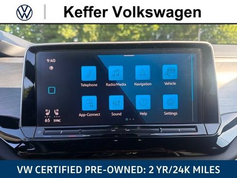 Used 2024 Volkswagen Atlas Cross Sport SE FWD image 26