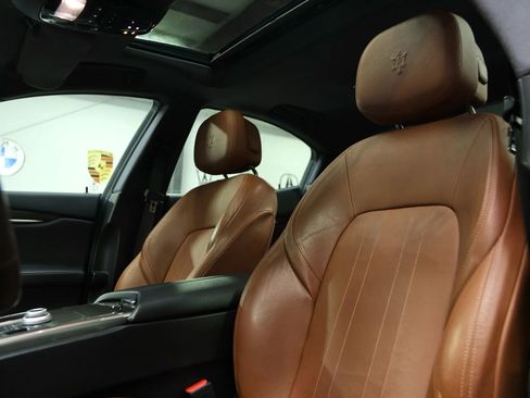 Used 2018 Maserati Ghibli image 26