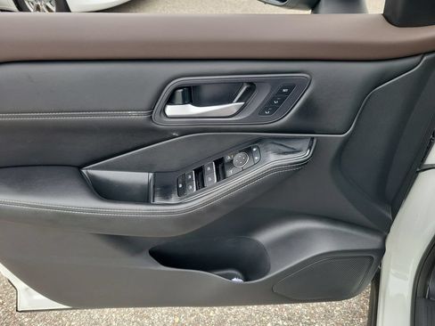 Certified 2023 Nissan Rogue SL AWD/4WD image 13
