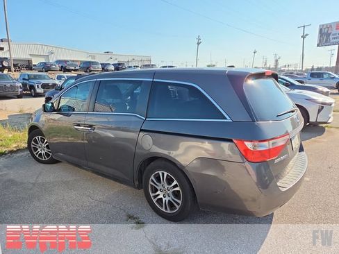 Used 2011 Honda Odyssey EX-L image 3