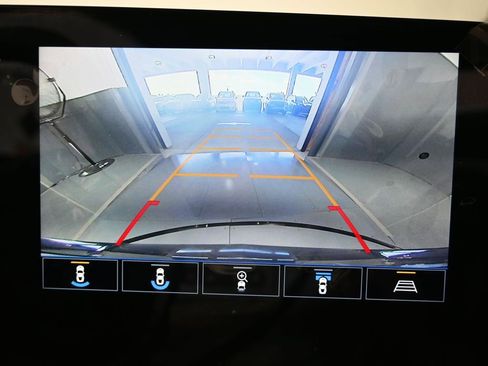 Used 2023 Chevrolet Corvette Stingray Premium Conv w/ Z51 Performance Package image 23