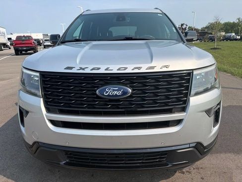 Used 2018 Ford Explorer Sport w/ Ford Safe & Smart Package AWD/4WD image 3
