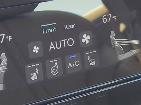 Certified 2025 Genesis G80 2.5T AWD/4WD image 18