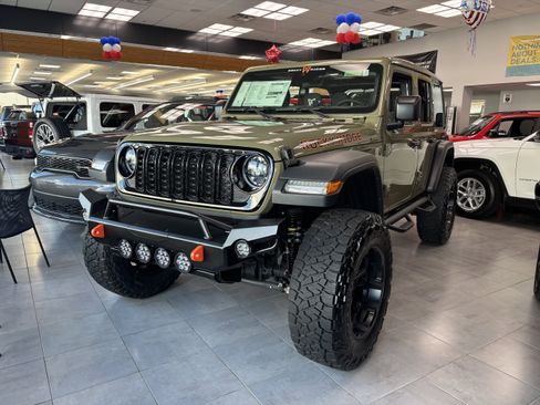 New 2025 Jeep Wrangler Unlimited Sport image 3