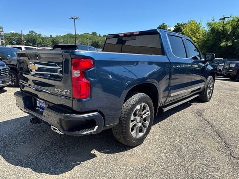 Used 2023 Chevrolet Silverado 1500 High Country w/ Technology Package AWD/4WD image 7