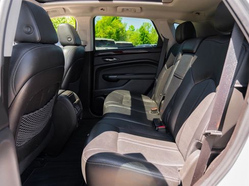 Used 2015 Cadillac SRX Luxury w/ Driver Awareness Package image 19