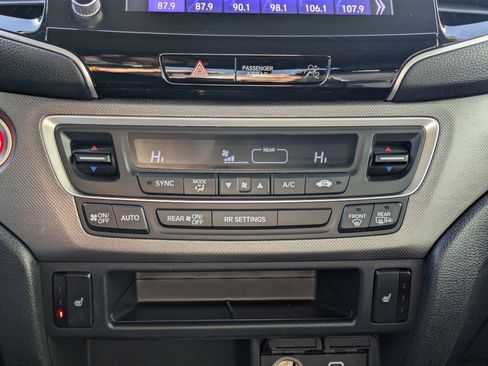 Used 2023 Honda Ridgeline RTL-E image 25