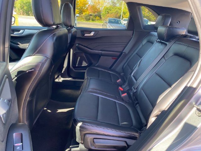 Used 2024 Ford Escape Platinum AWD/4WD image 19