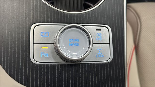 Used 2025 Genesis GV80 3.5T AWD/4WD image 34