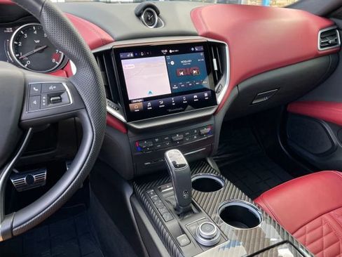 Used 2023 Maserati Ghibli Trofeo image 36