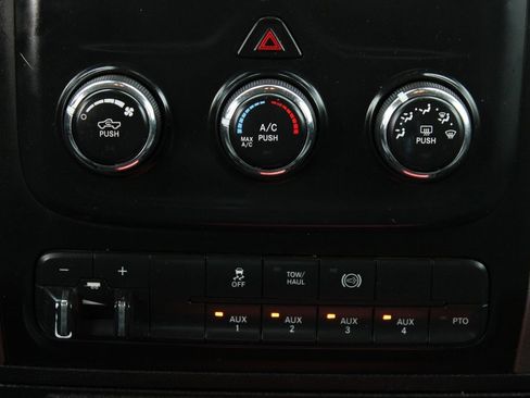 Used 2018 RAM 4500 Tradesman w/ Max Tow Package image 34