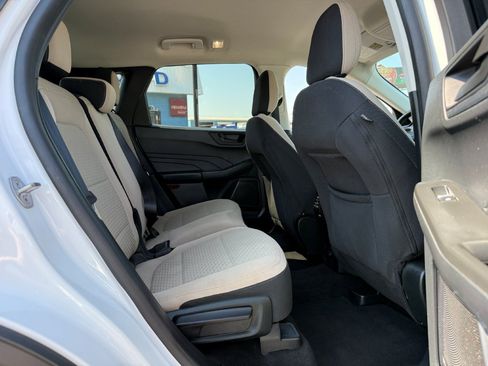 Certified 2022 Ford Escape SE AWD/4WD image 20