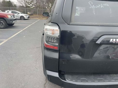 Used 2024 Toyota 4Runner SR5 Premium image 20