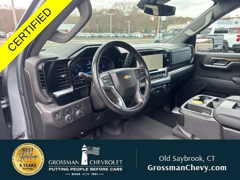 Used 2023 Chevrolet Silverado 1500 LT AWD/4WD image 11