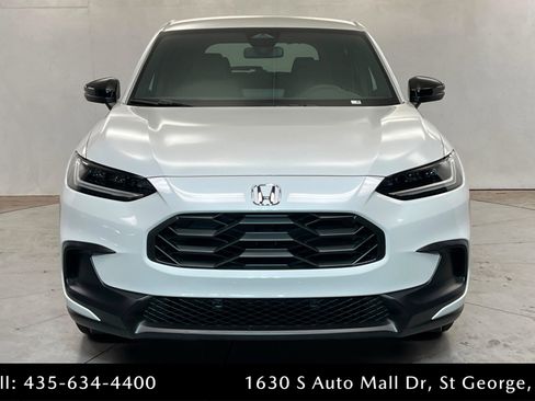 New 2026 Honda HR-V Sport image 8