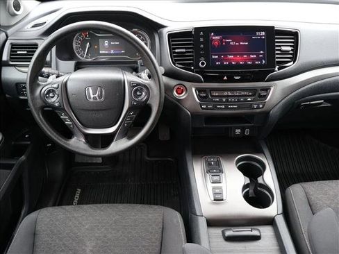 Used 2023 Honda Ridgeline Sport image 21