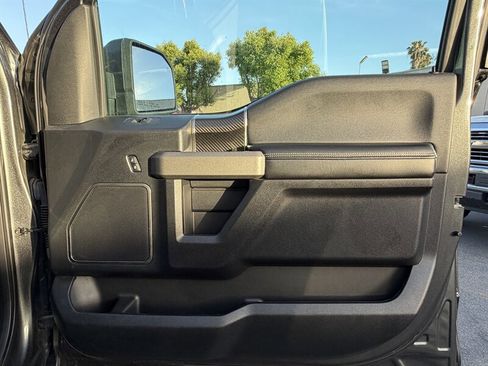 Used 2019 Ford F150 Raptor w/ Equipment Group 802A Luxury AWD/4WD image 39