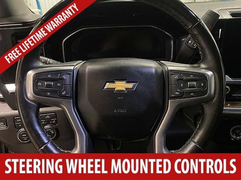 Used 2024 Chevrolet Silverado 1500 LT w/ Z71 Off-Road Package AWD/4WD image 11