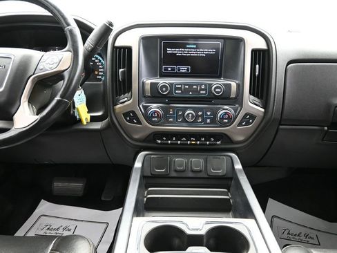 Used 2017 GMC Sierra 2500 Denali w/ Suspension Package, Off-Road AWD/4WD image 19