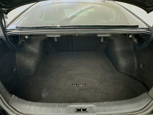 Used 2019 Nissan Altima 2.5 SL FWD image 31