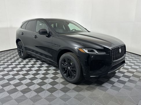 Used 2026 Jaguar F-PACE R-Dynamic S image 6