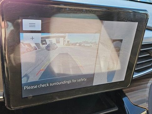 Used 2023 Ford Explorer Limited w/ Equipment Group 301A image 24