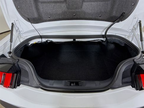 Used 2024 Ford Mustang Premium image 23