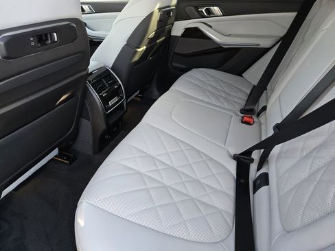 New 2026 BMW X5 xDrive50e w/ Executive Package image 31