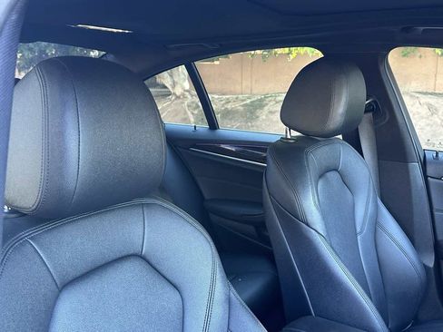 Used 2019 BMW 530i image 34