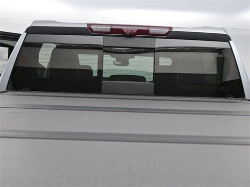 Used 2023 GMC Sierra 1500 AT4X image 21