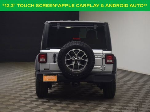 Used 2024 Jeep Wrangler Unlimited Sport AWD/4WD image 9