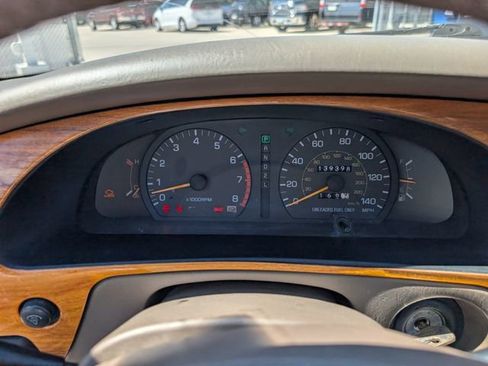 Used 1996 Toyota Camry LE FWD image 13