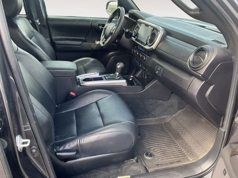 Certified 2023 Toyota Tacoma Limited w/ Nightshade Package image 15