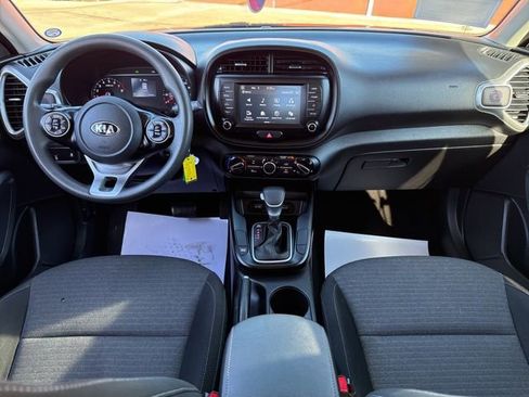 Used 2021 Kia Soul S image 36