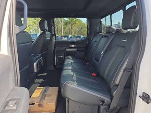 Certified 2022 Ford F350 Platinum image 17