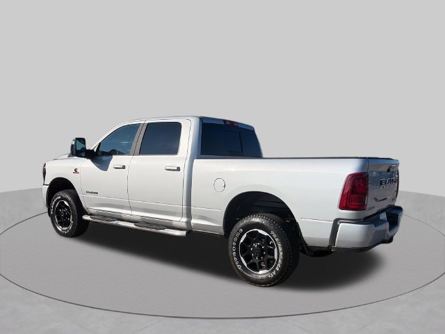 Used 2026 RAM 2500 Laramie AWD/4WD image 3