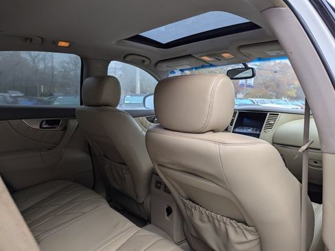 Used 2010 INFINITI FX35 AWD w/ Navigation Pkg image 36