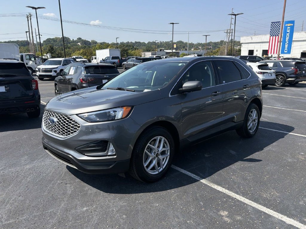 Used 2024 Ford Edge SEL w/ Convenience Package AWD/4WD image 7