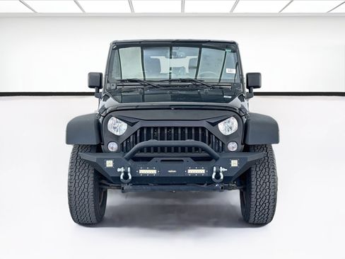 Used 2017 Jeep Wrangler Sport w/ Quick Order Package 24S AWD/4WD image 2