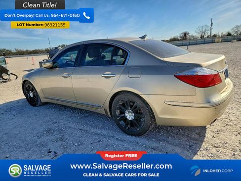 Used 2011 Hyundai Genesis 4.6 image 3