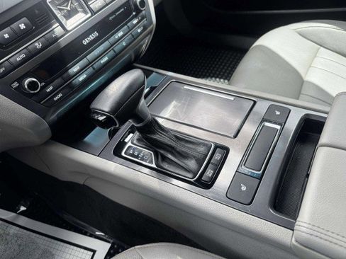 Used 2019 Genesis G80 3.8 image 35