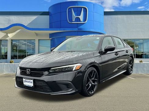 Used 2023 Honda Civic Sport image 5