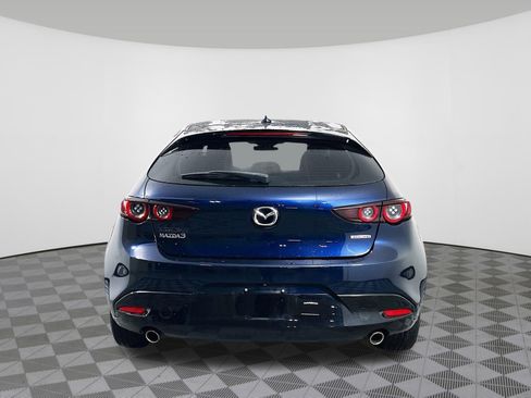 Used 2020 MAZDA MAZDA3 Hatchback w/ Premium Package image 27