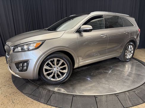 Used 2017 Kia Sorento SX AWD/4WD image 12