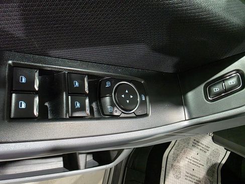 Used 2022 Ford F150 XLT image 17