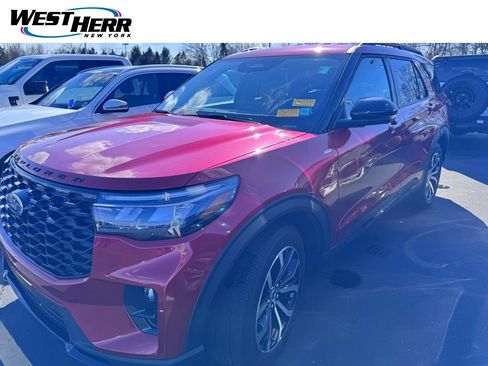 Used 2025 Ford Explorer ST-Line image 1