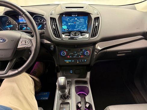 Used 2018 Ford Escape Titanium image 25