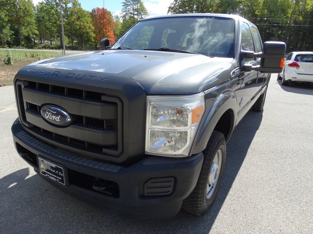 Used 2015 Ford F250 4x4 Crew Cab XL w/ Power Equipment Group image 4